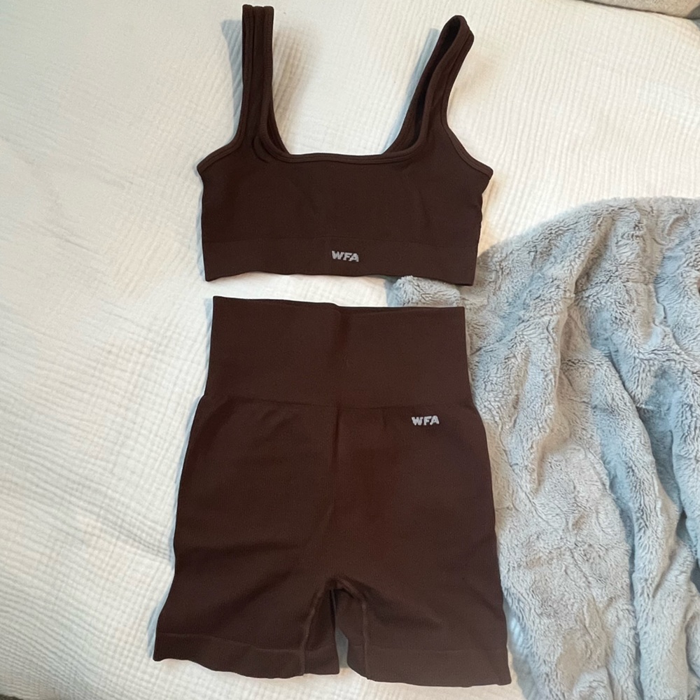 WF Two Piece Set